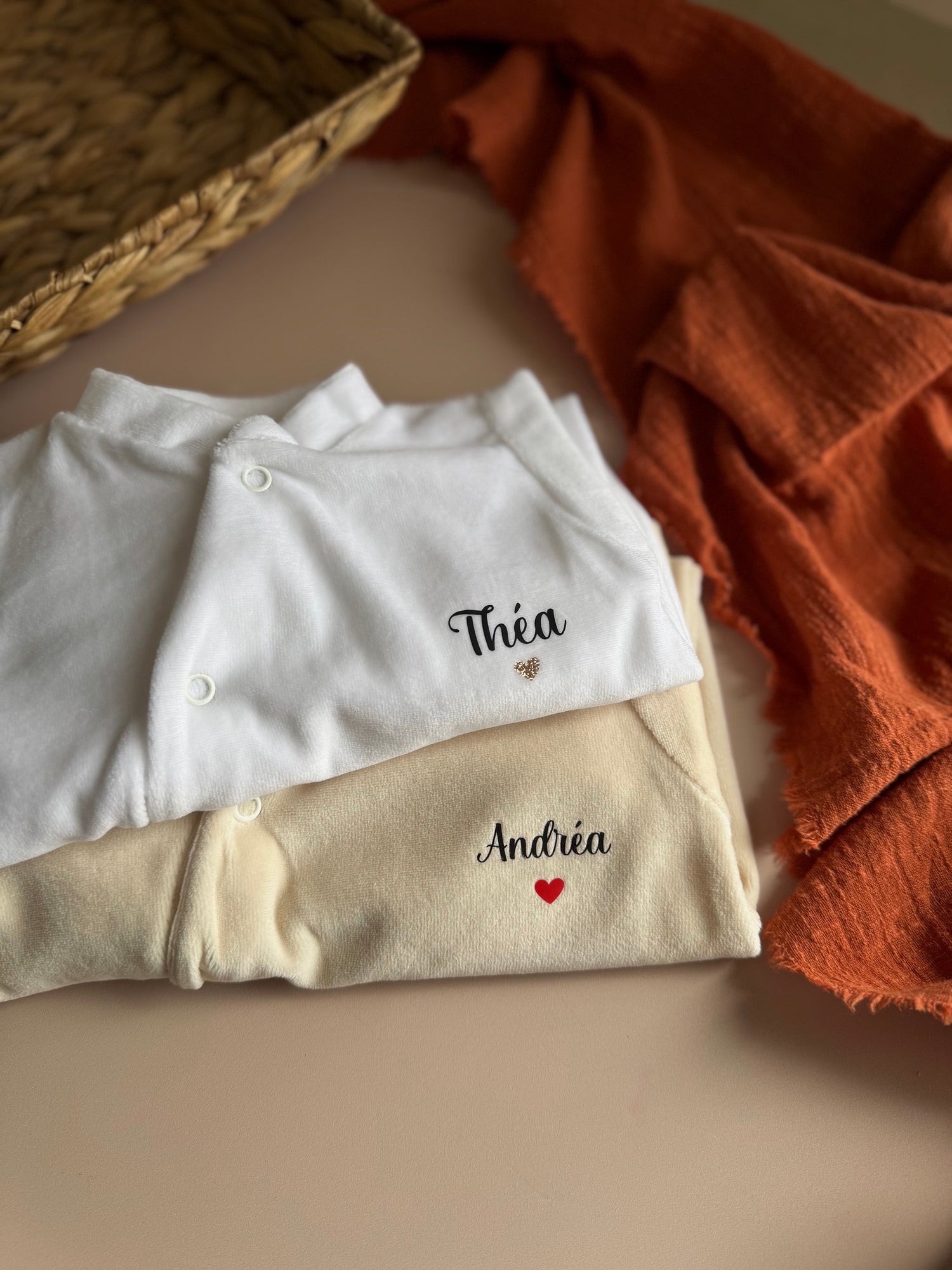 Tenue de naissance personnalisée