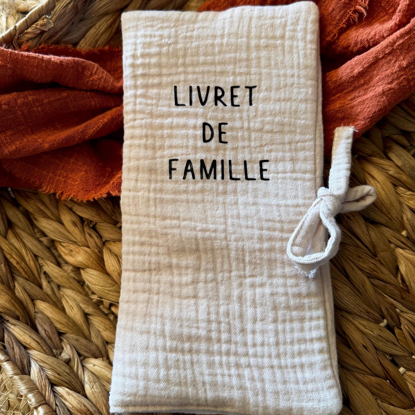 Protège livret de famille personnalisé en gaze de coton – Housse livret de famille – Cadeau de mariage, naissance ou baptême