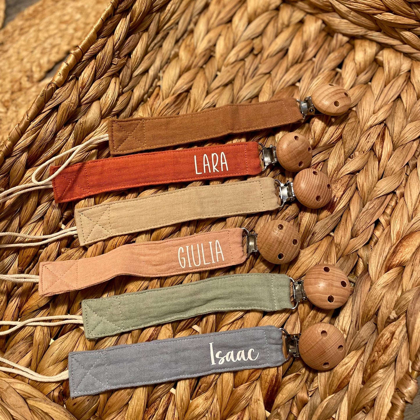 Attache tétine bébé personnalisée en gaze de coton - Cadeau naissance - Clip bois