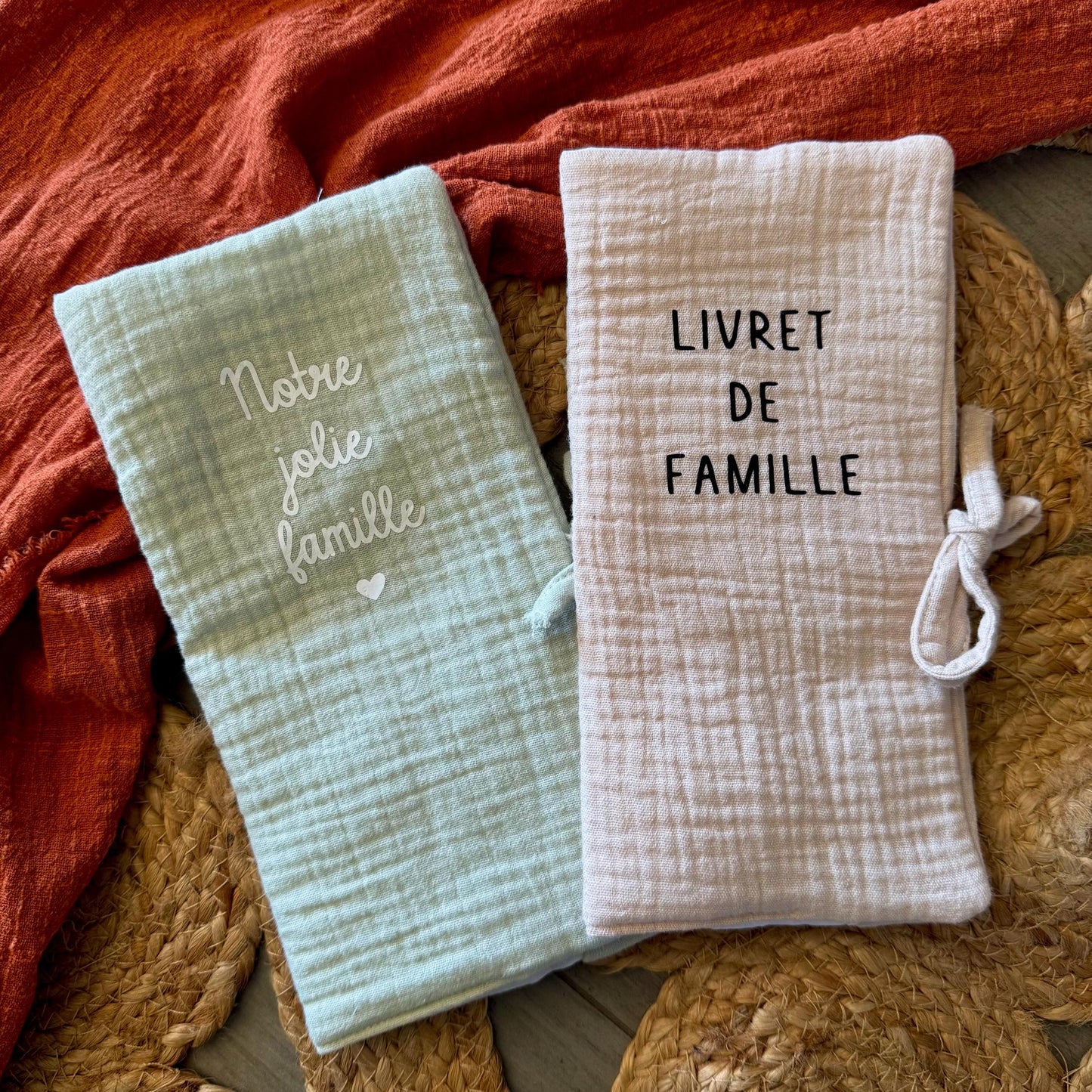 Protège livret de famille personnalisé en gaze de coton – Housse livret de famille – Cadeau de mariage, naissance ou baptême