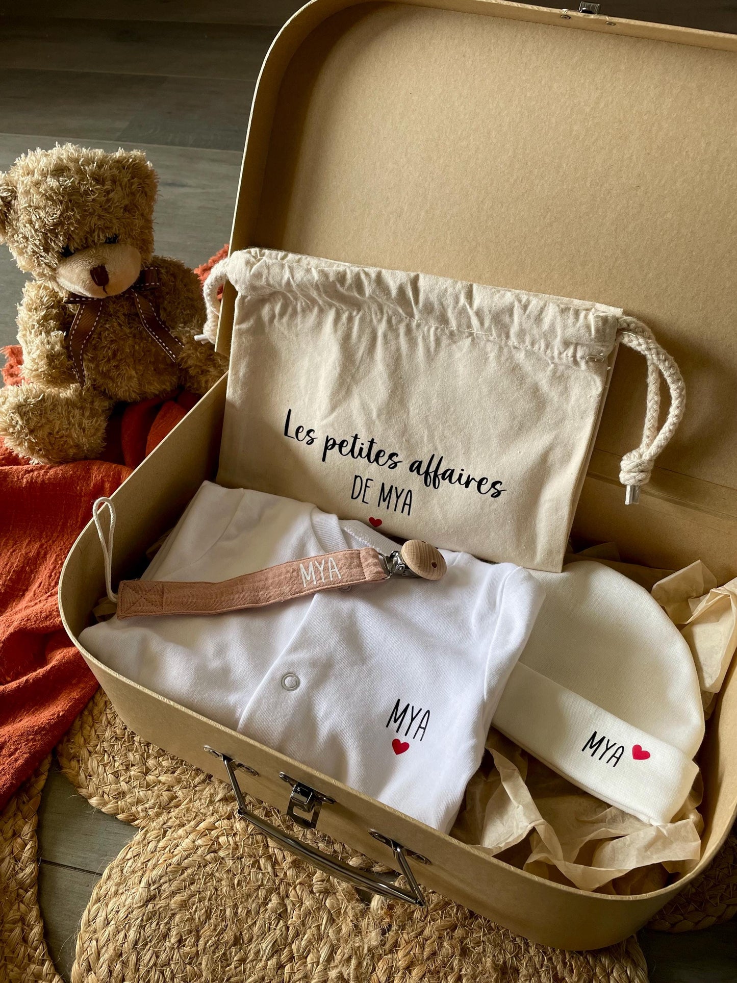 Box Naissance Personnalisée - Coffret Naissance Bébé Personnalisé - Cadeau Naissance Fille ou Garçon