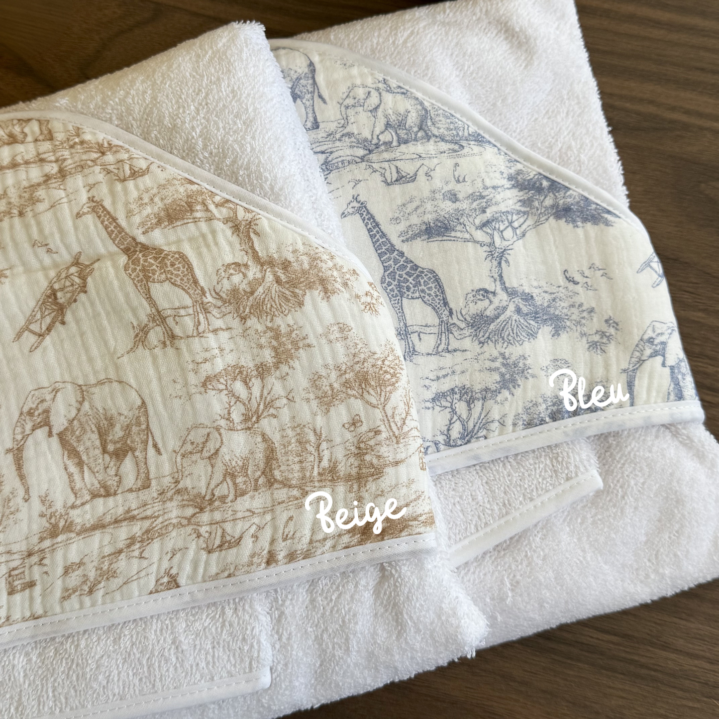 Cape de bain bébé personnalisée safari - Sortie de bain bébé en gaze de coton motif safari