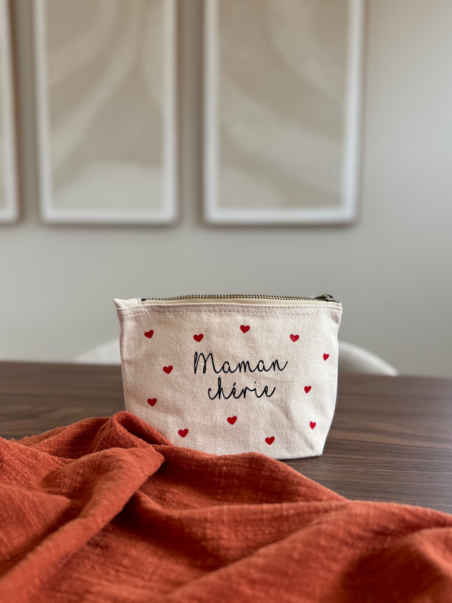 Trousse personnalisée Maman – Cadeau fête des mères – Pochette en tissu personnalisée avec cœurs